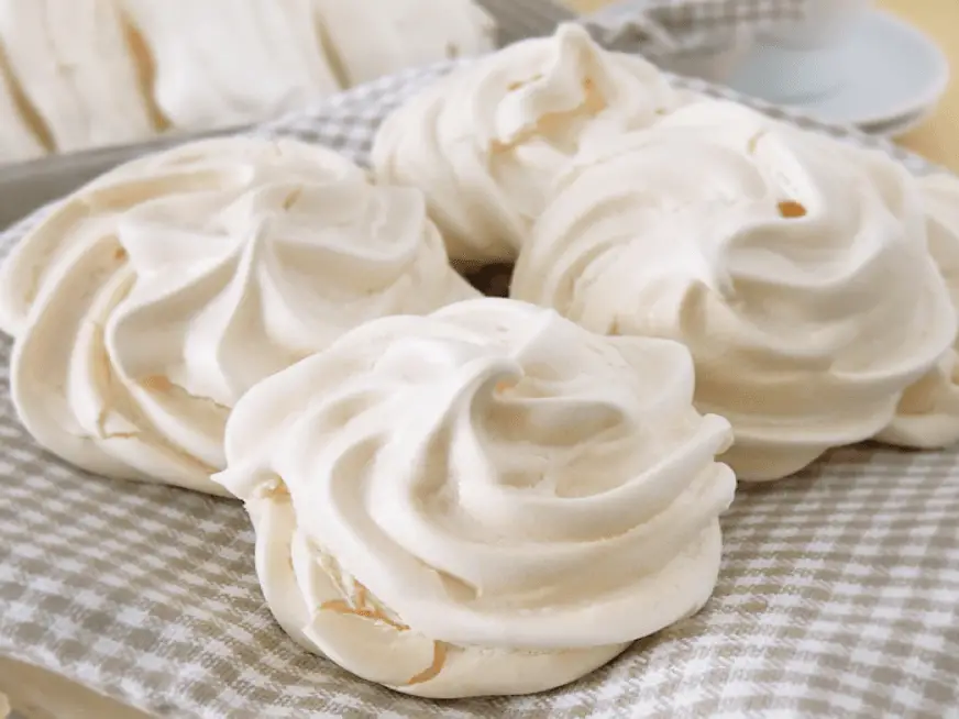 MERINGUE FRANÇAISE : La Recette Facile - CULTURE CRUNCH