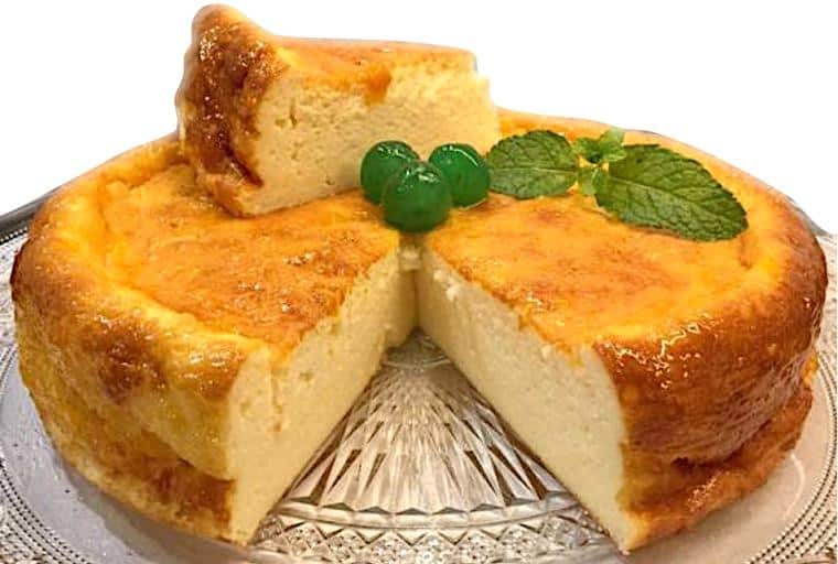 Gâteau Au Yaourt Moelleux Et Léger : Gâteau Au Yaourt Pommes, Amandes ...